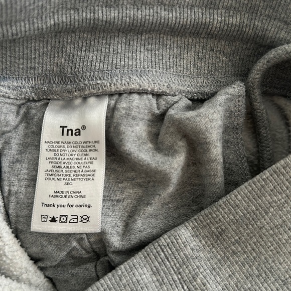 TNA The Perfect Jogger Grey (XS) - Picture 4 of 4